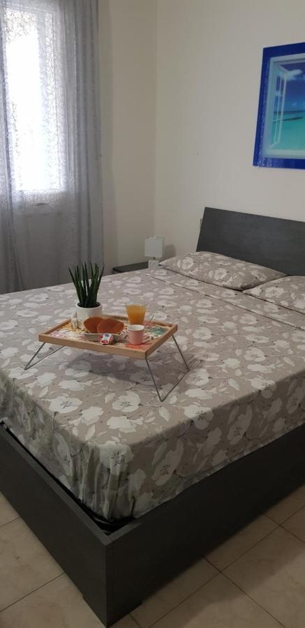 Piero'S Apartment กาลาเซตตา ภายนอก รูปภาพ